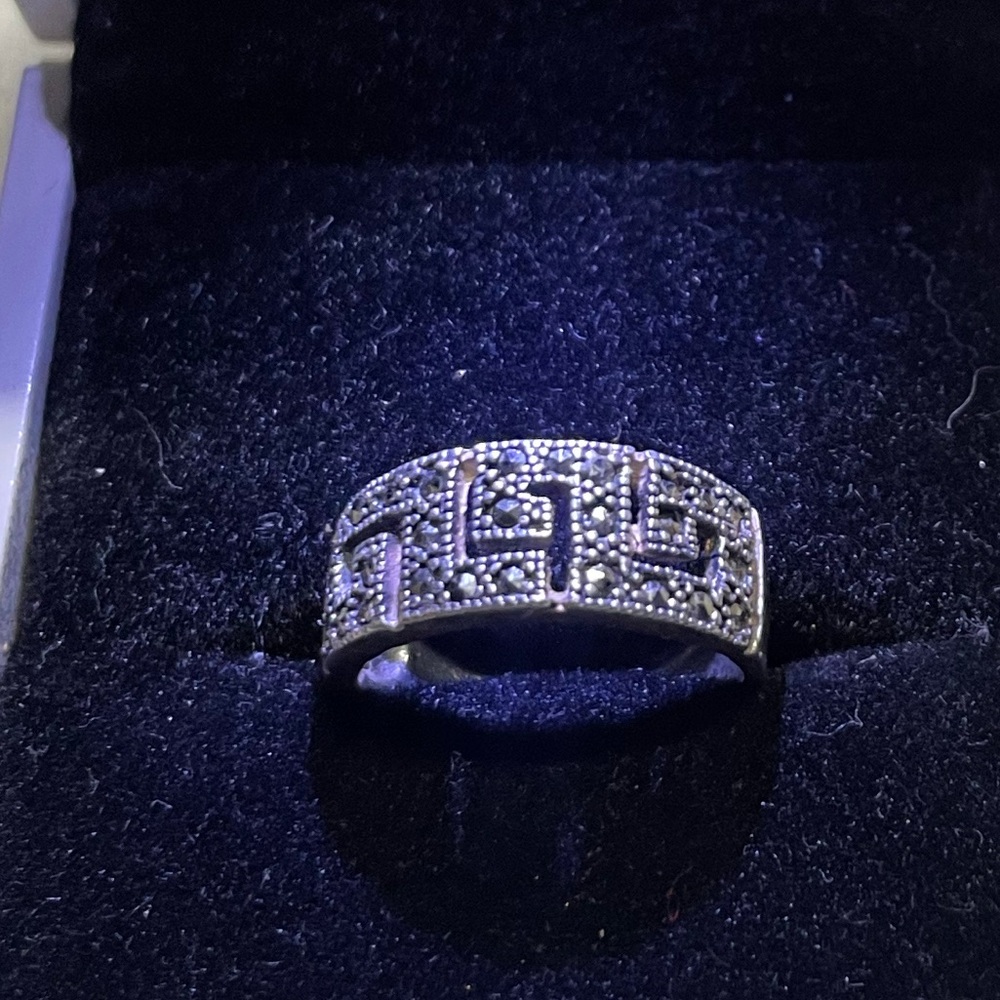 Greek key motif Marcasite and Silver Ring 925 size 7
